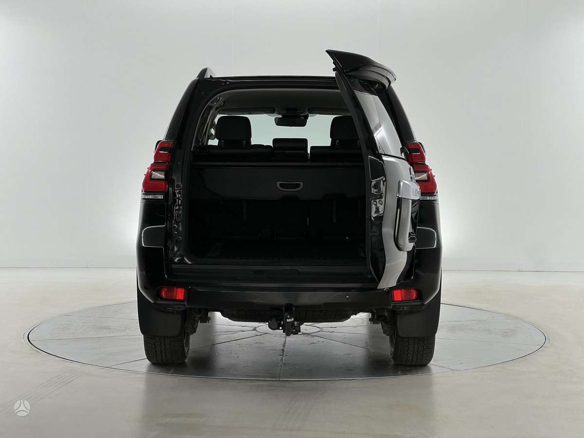 Toyota Land Cruiser - 10