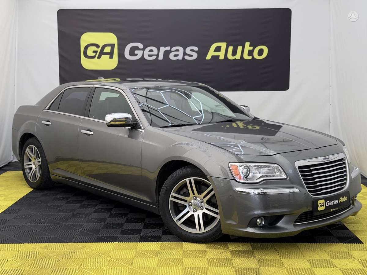 Chrysler 300C, 3.0 l., Седан