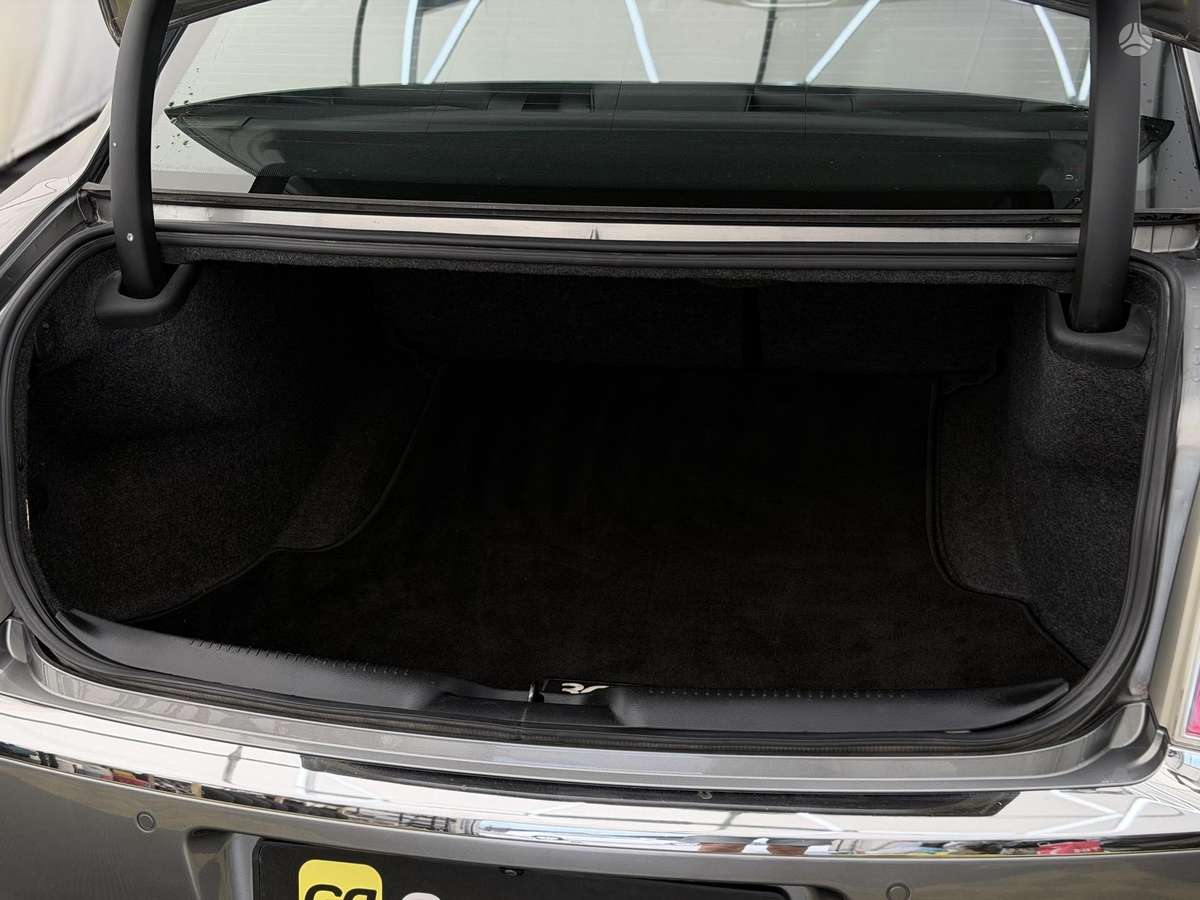 Chrysler 300C, 3.0 l., Седан