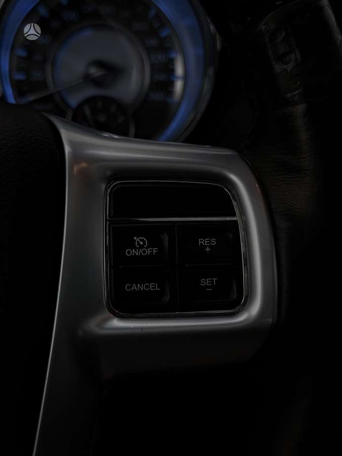 Chrysler 300C, 3.0 l., Седан