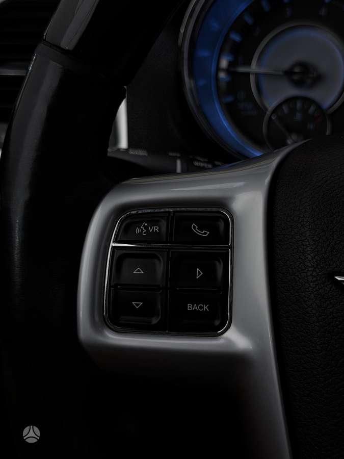 Chrysler 300C, 3.0 l., Седан
