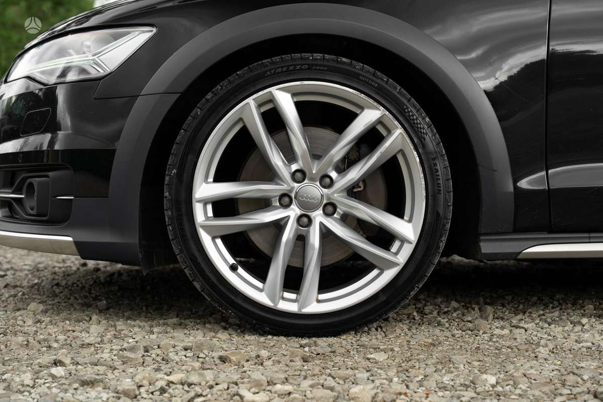 Audi A6 allroad, 3.0 l., Универсал