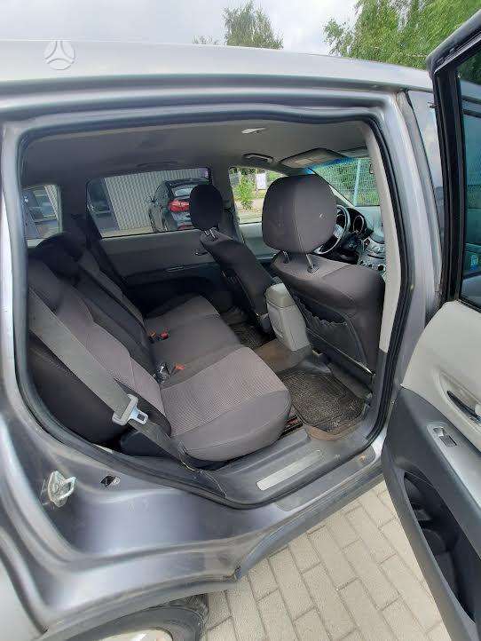 Subaru Tribeca - 1