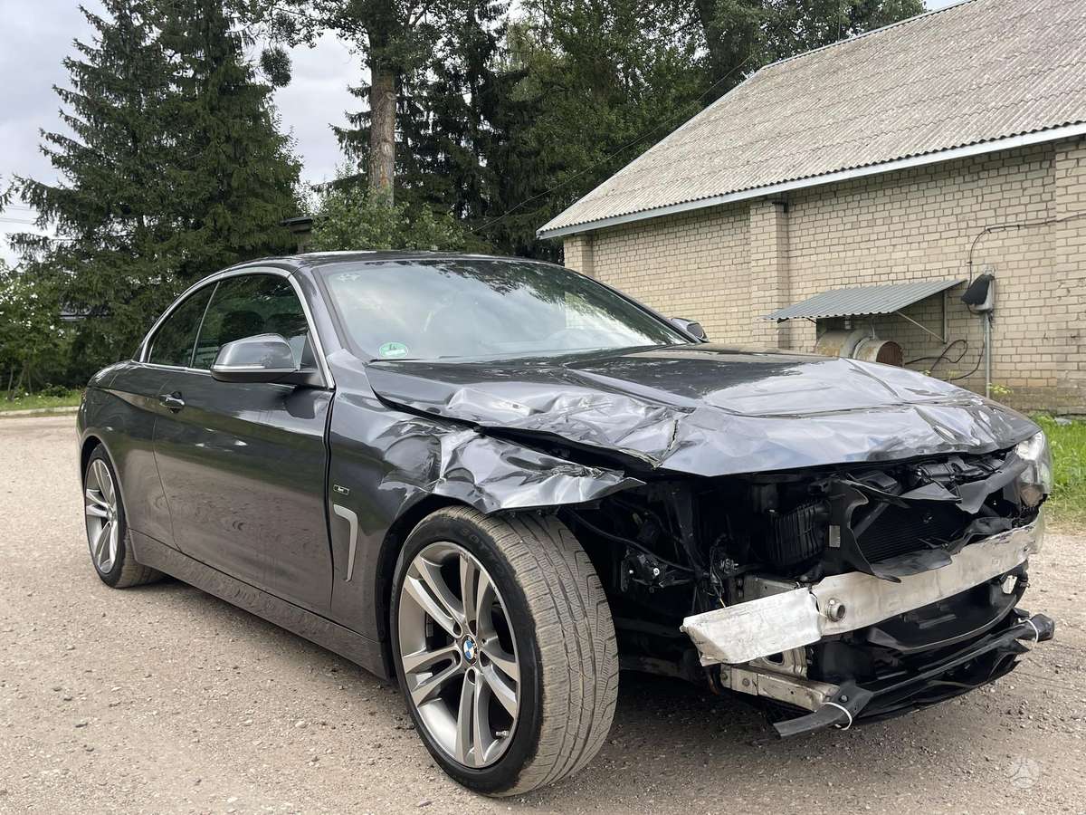 BMW 420, 2.0 l., convertible
