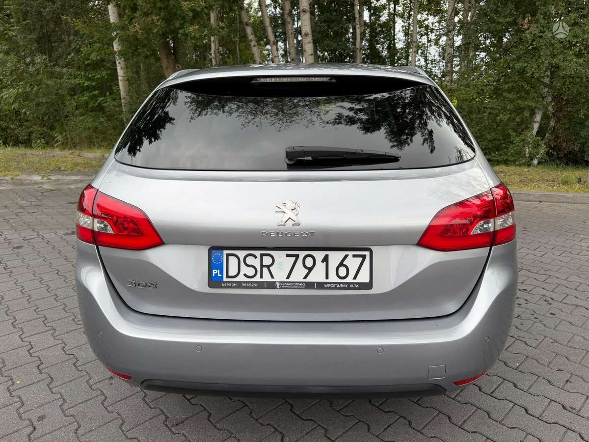 Peugeot 308 - 10