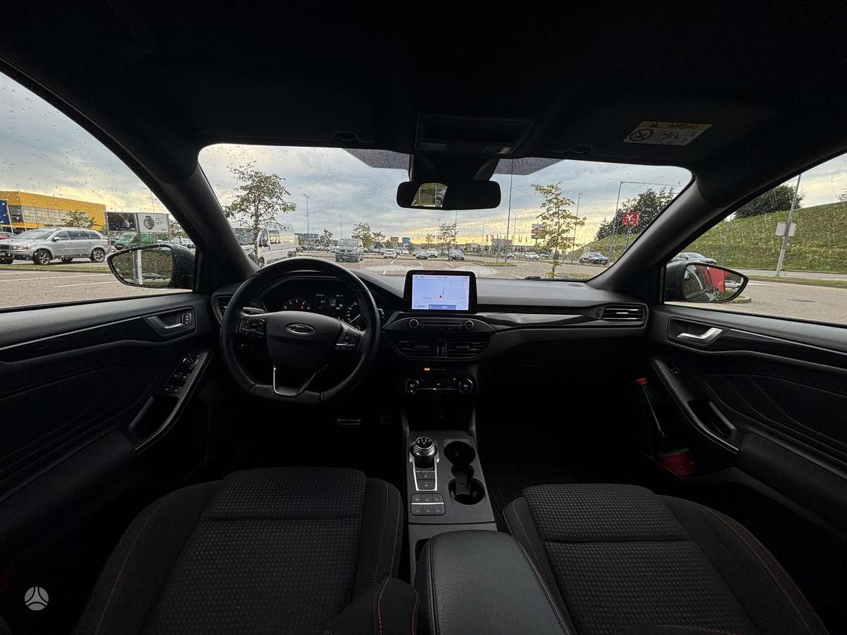 Ford Focus, 1.0 l., hatchback