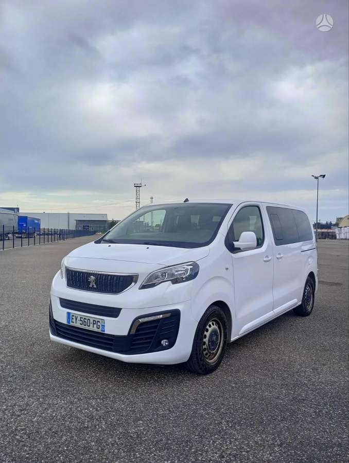 Peugeot Traveller - 1