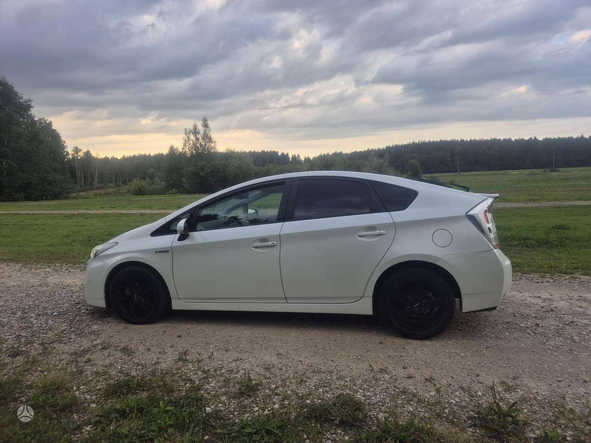 Toyota Prius - 6