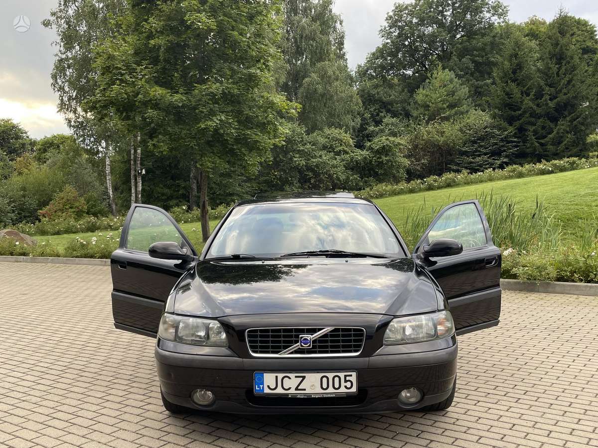 Volvo S60, 2.4 l., Седан