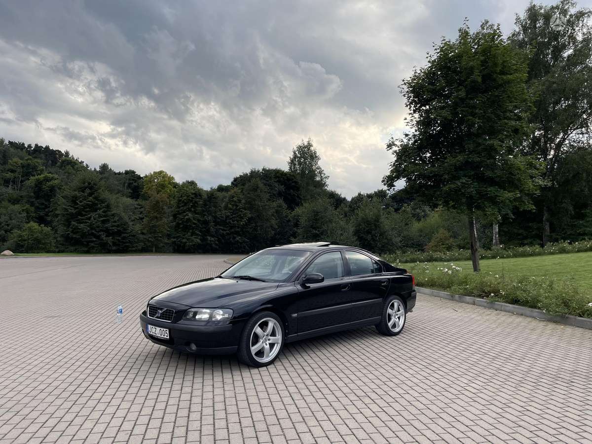 Volvo S60, 2.4 l., Седан