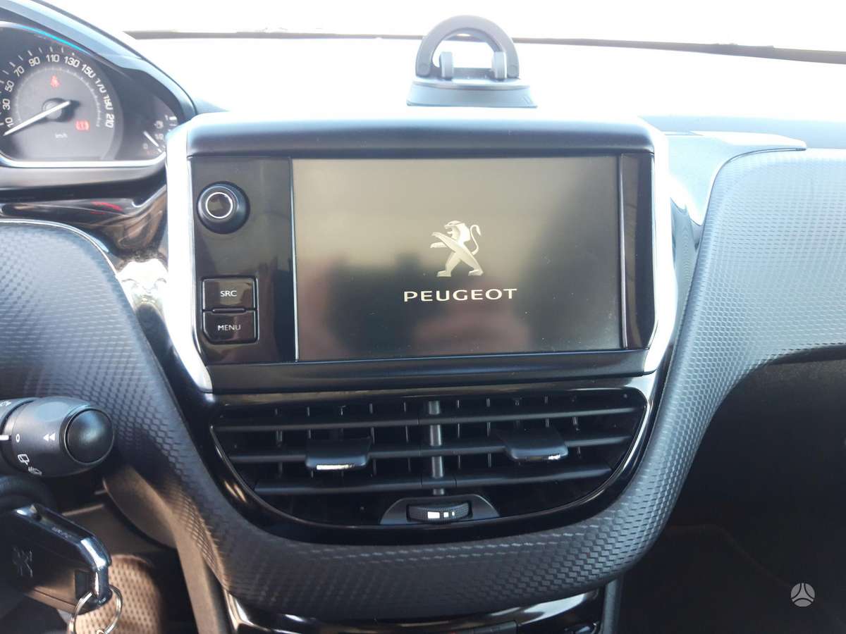 Peugeot 2008, 1.2 l., Минивэн