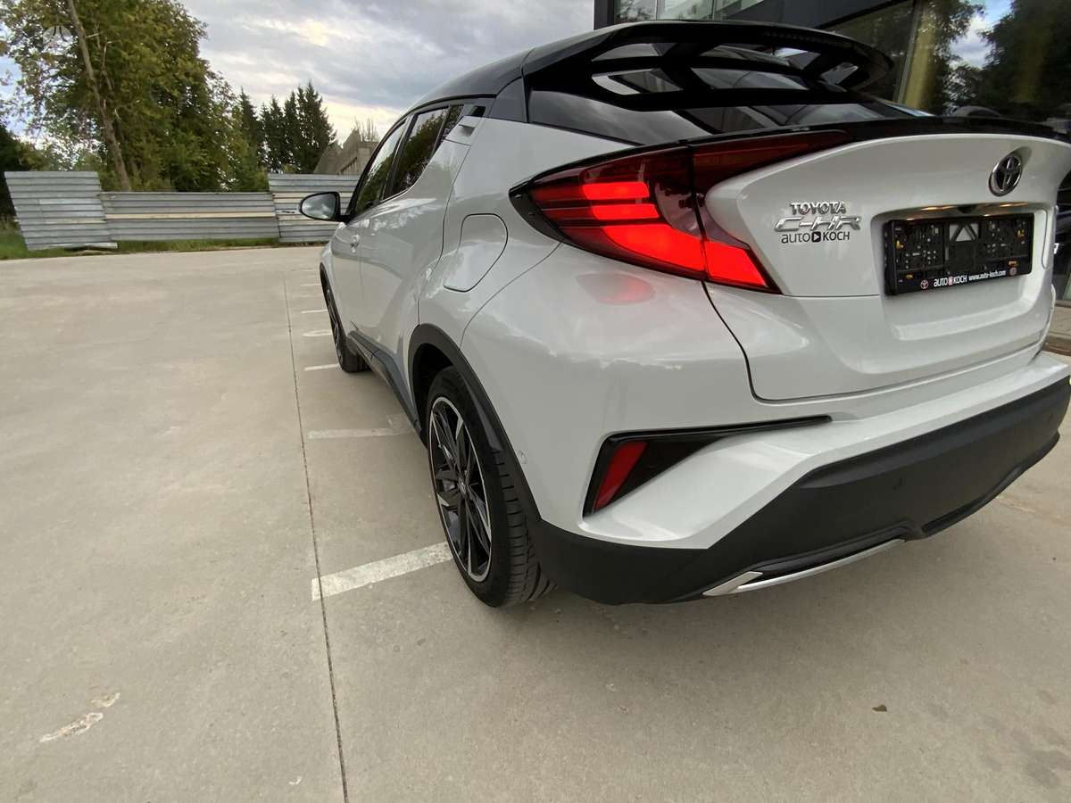 Toyota C-HR - 5