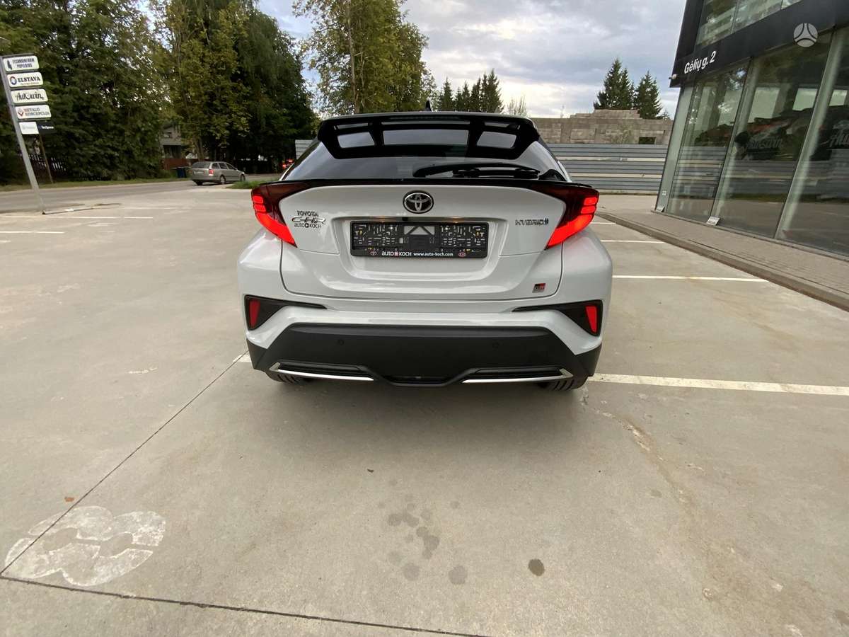 Toyota C-HR - 6