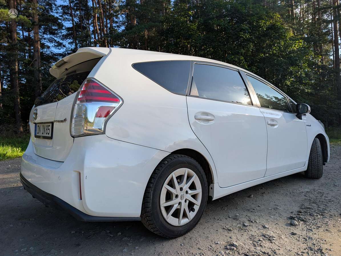 Toyota Prius+ - 4