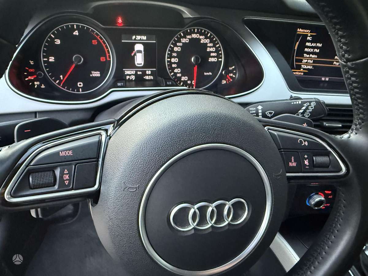 Audi A4, 2.0 l., Универсал