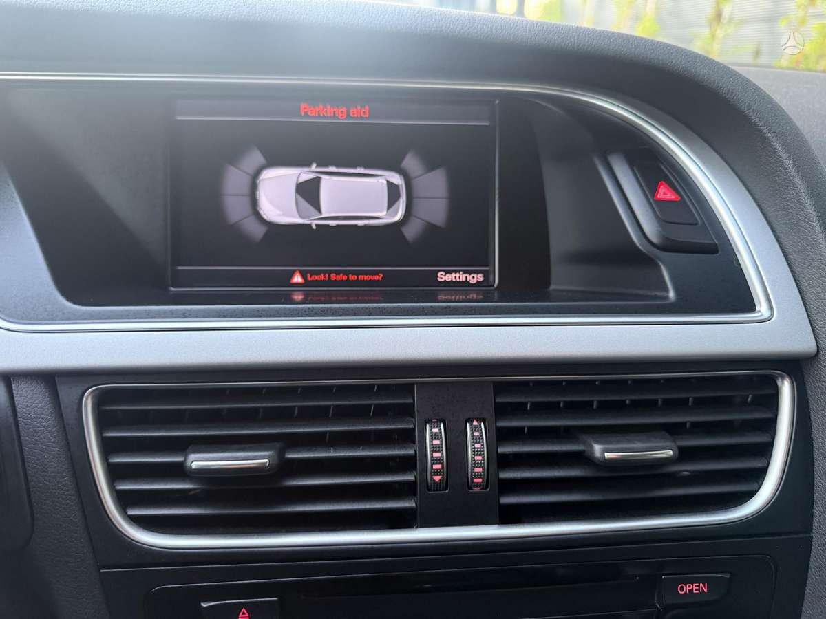 Audi A4, 2.0 l., Универсал