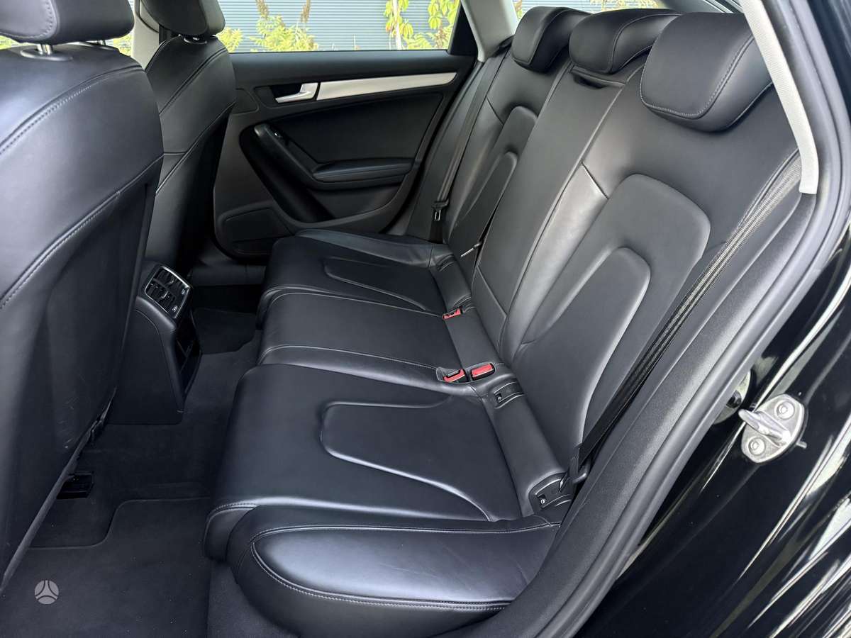 Audi A4, 2.0 l., Универсал