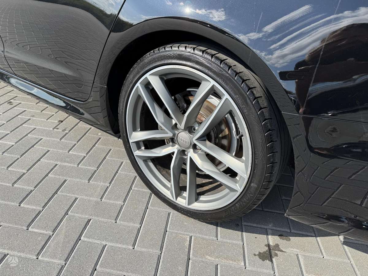 Audi A6, 2.0 l., universalas