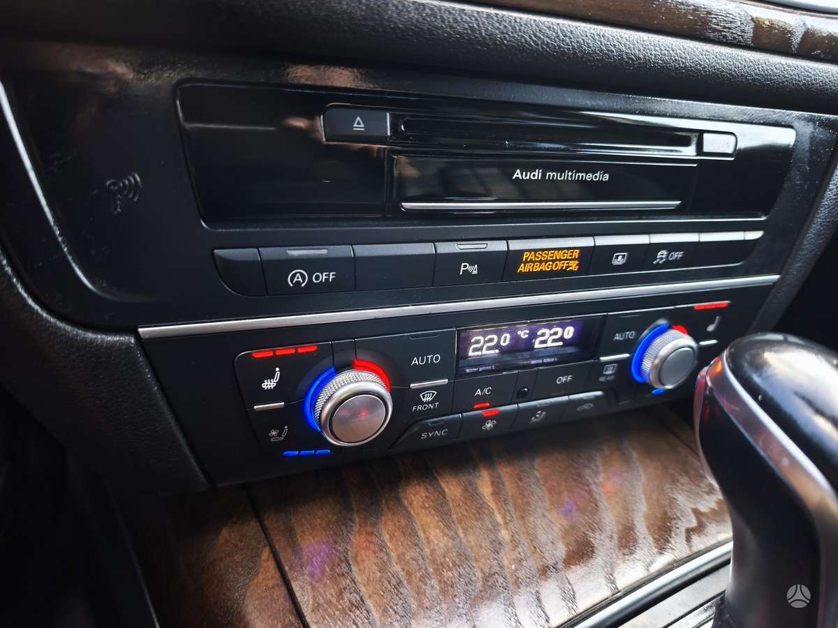 Audi A6, 3.0 l., Седан