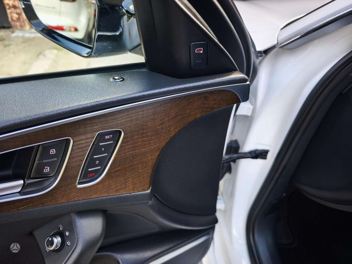 Audi A6, 3.0 l., Седан