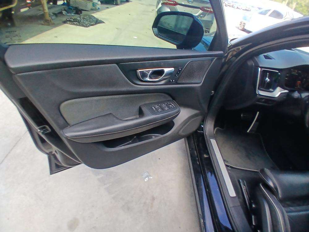 Volvo S60, 2.0 l., Седан
