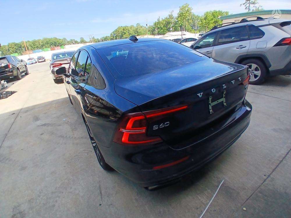 Volvo S60, 2.0 l., Седан