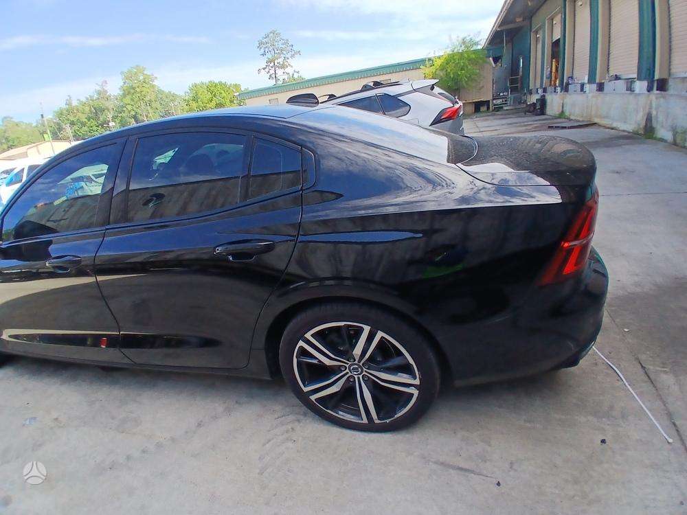 Volvo S60, 2.0 l., Седан