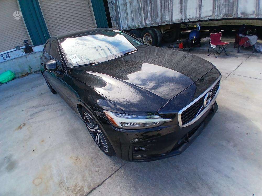 Volvo S60, 2.0 l., Седан