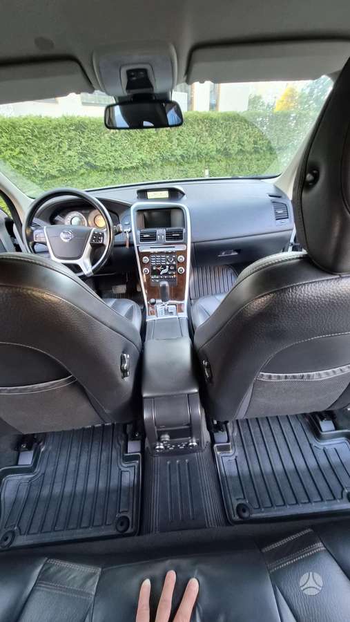 Volvo XC60 - 8