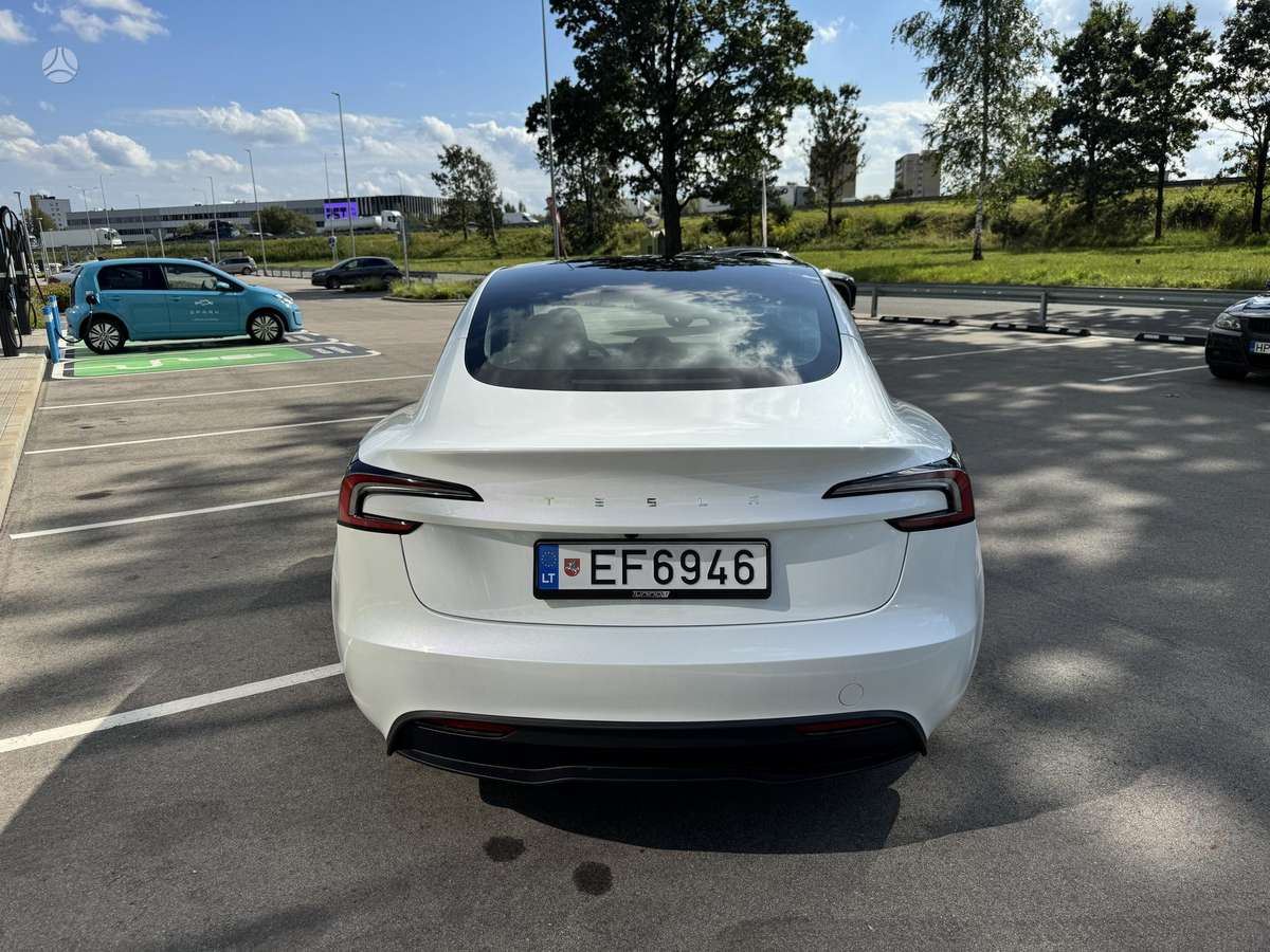 Tesla Model 3, 60 kWh, sedanas