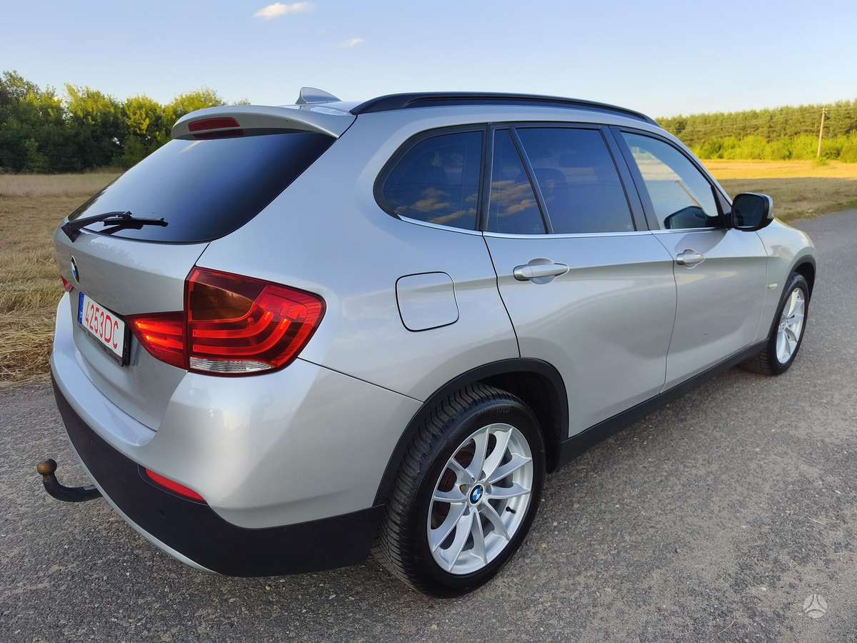 BMW X1, mpv / minivan
