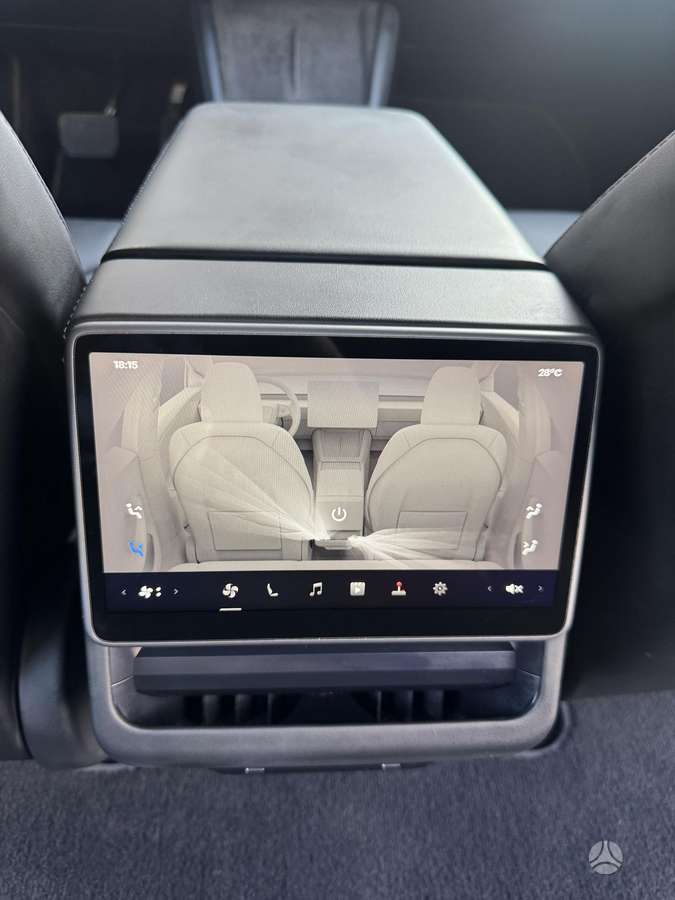 Tesla Model 3, 60 кВт·ч, Седан