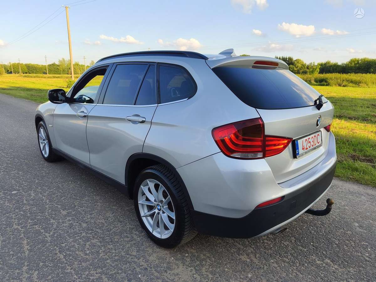 BMW X1, mpv / minivan