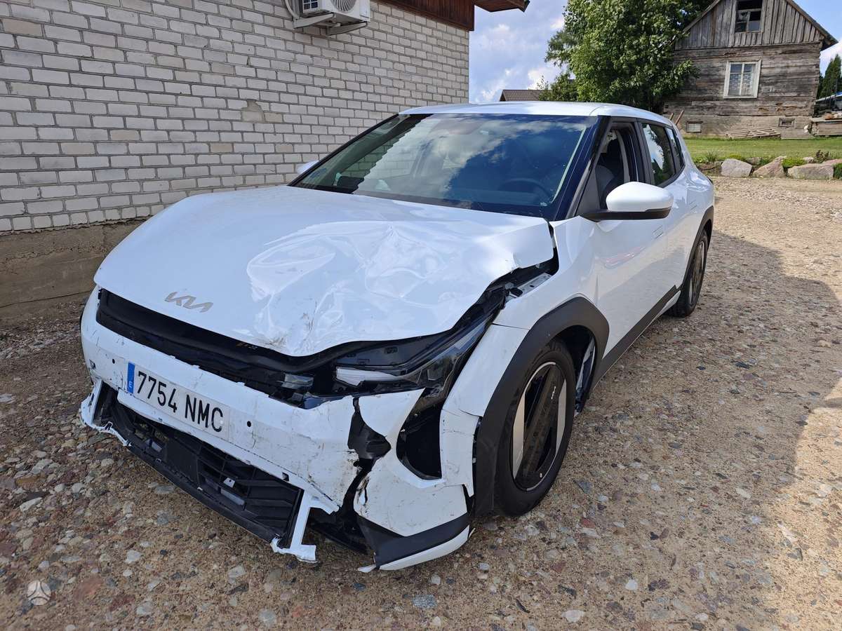 Kia EV4, Минивэн