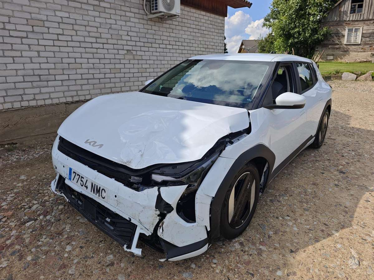Kia EV4, Минивэн