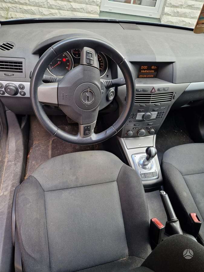 Opel Astra, 1.6 l., hatchback
