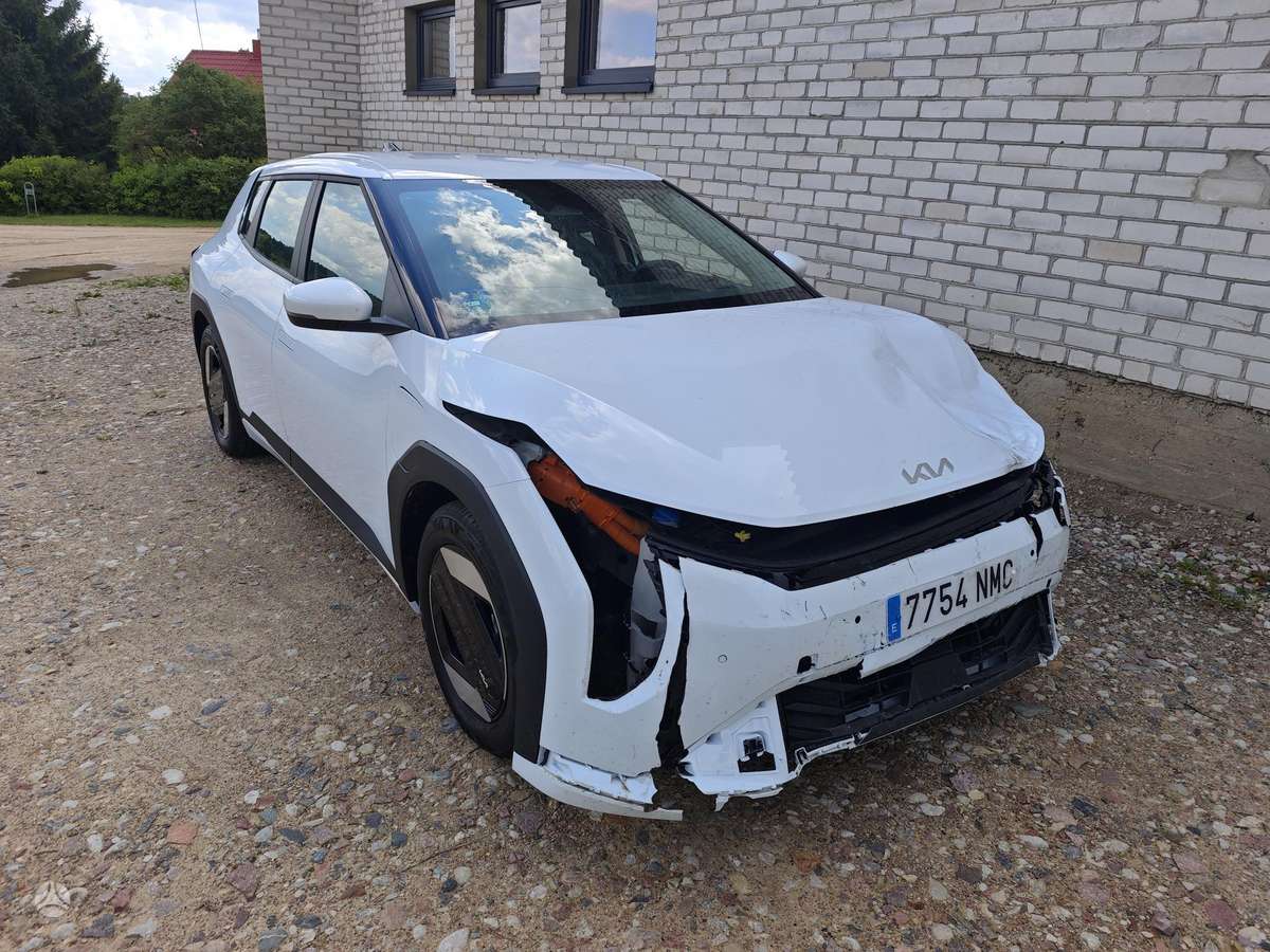 Kia EV4, Минивэн