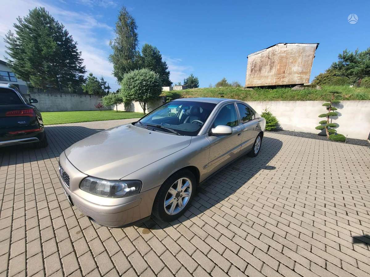 Volvo S60, 2.4 l., Седан