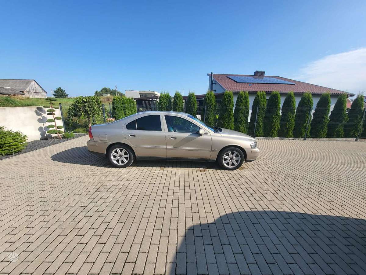 Volvo S60, 2.4 l., Седан