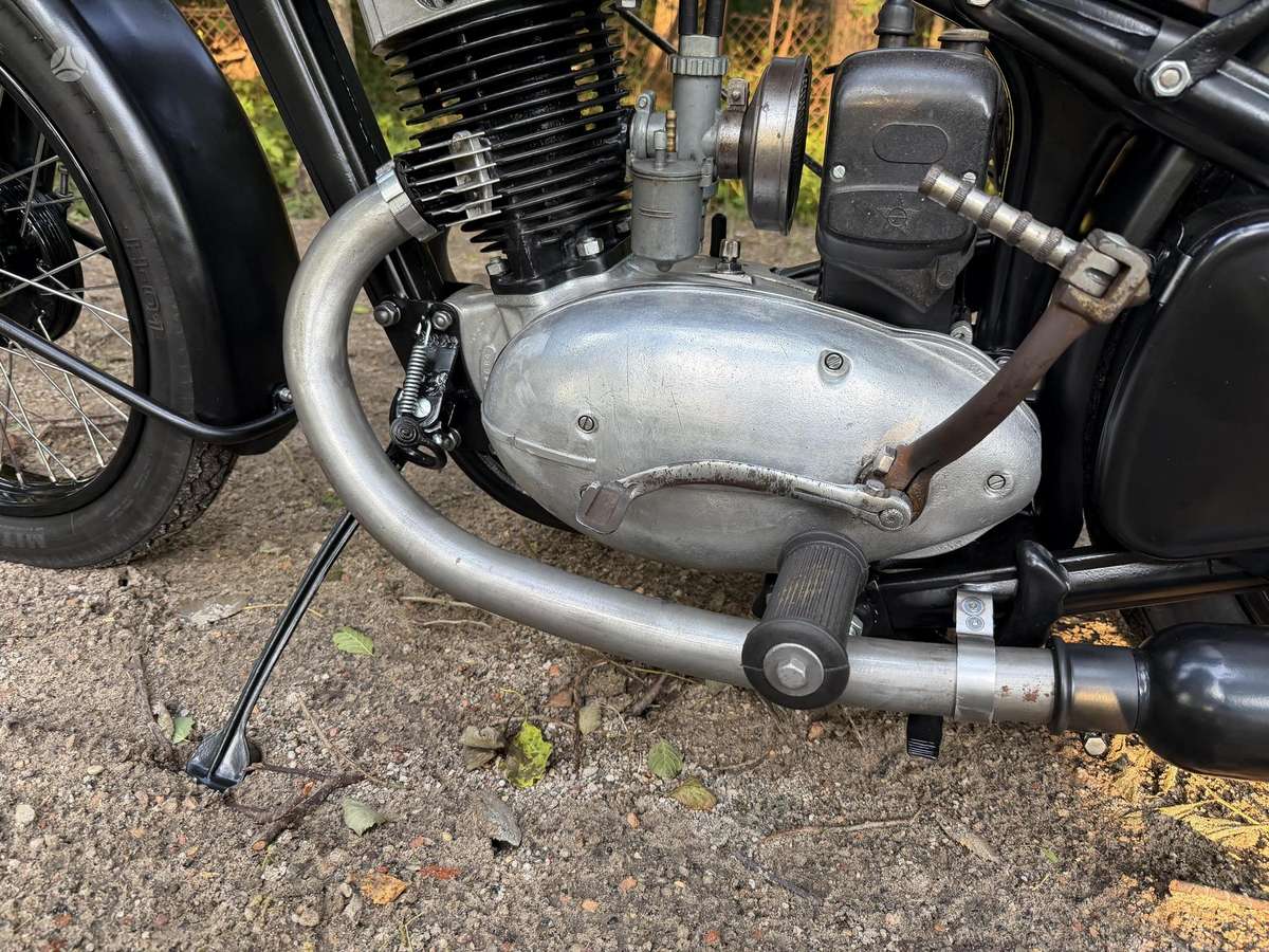 Izh 350 350cc, street / classic