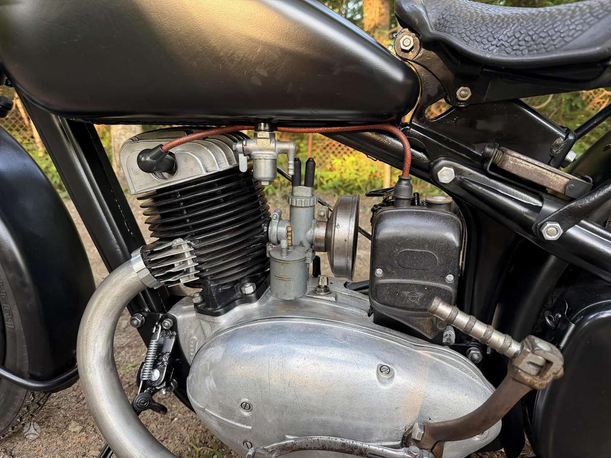 Izh 350 350cc, street / classic