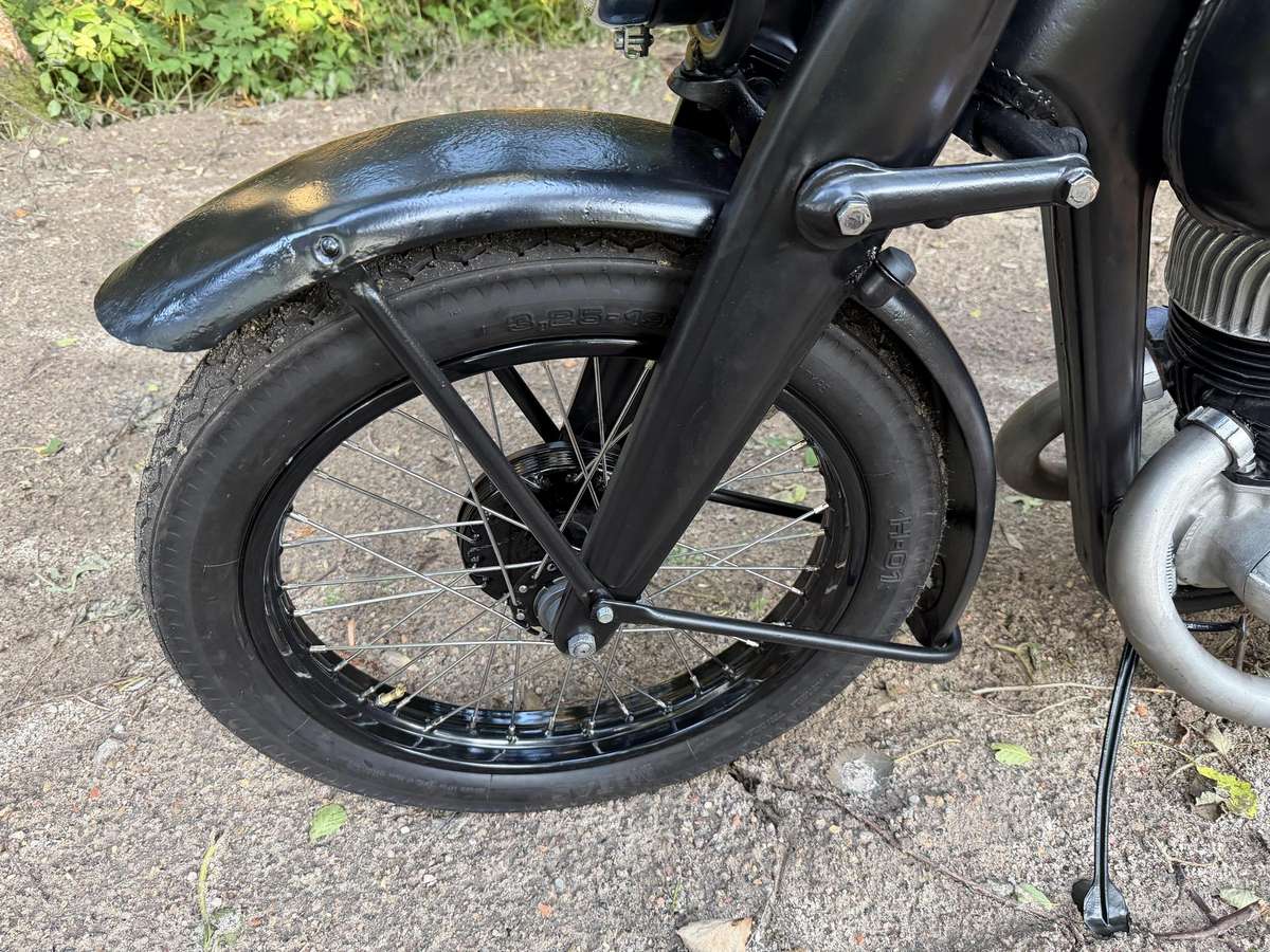 Izh 350 350cc, street / classic