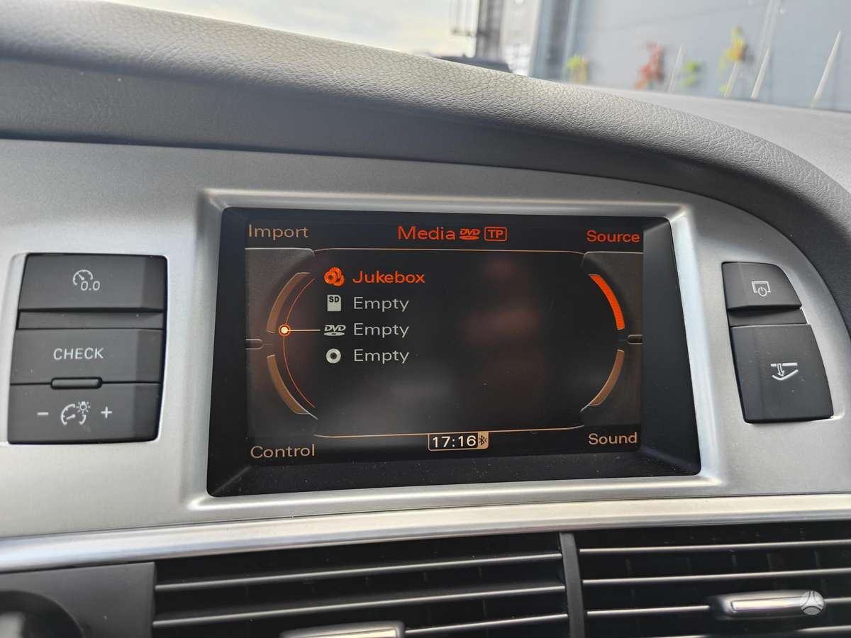 Audi A6, 3.0 l., universalas