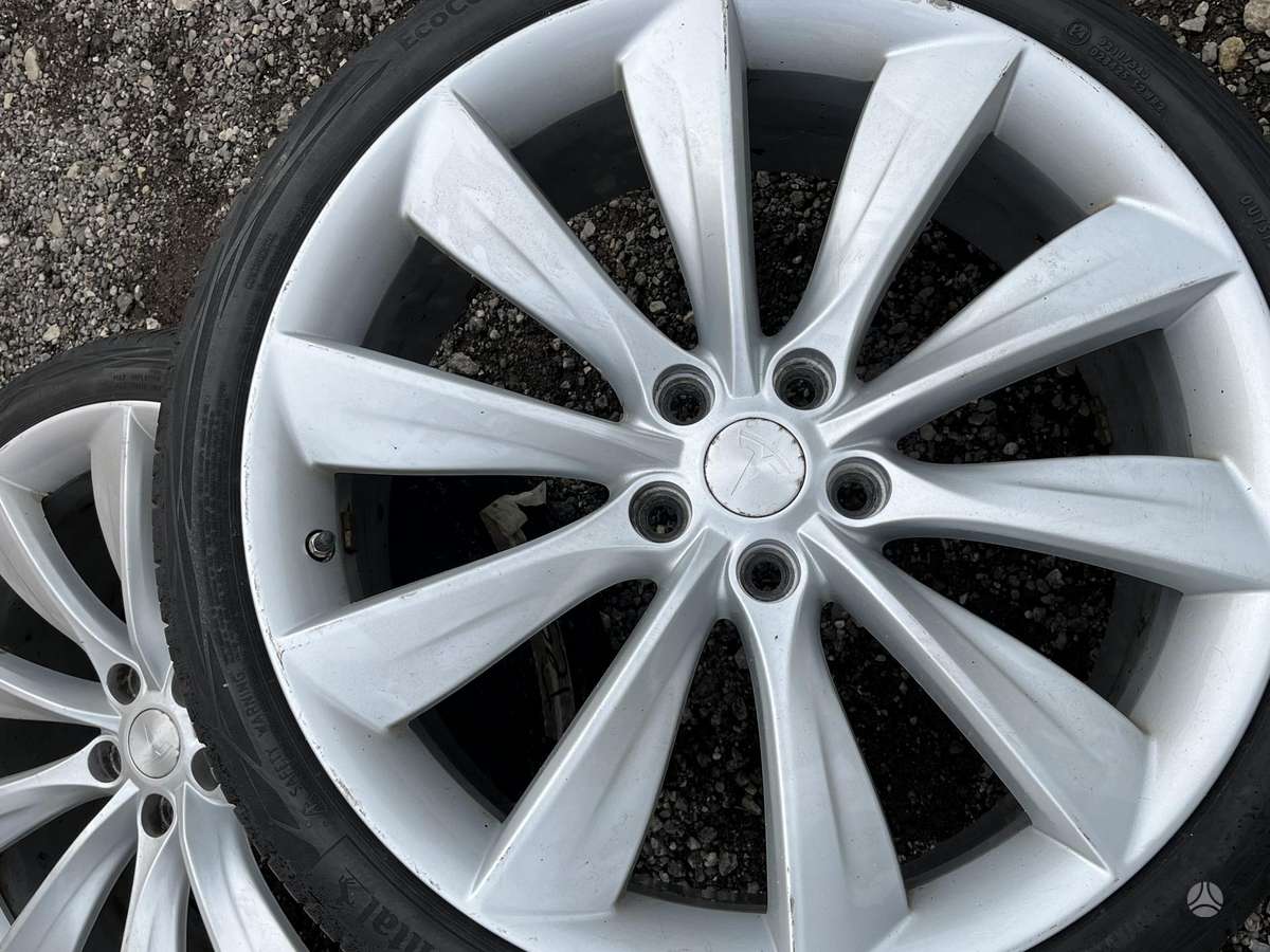 TESLA, light alloy, R21