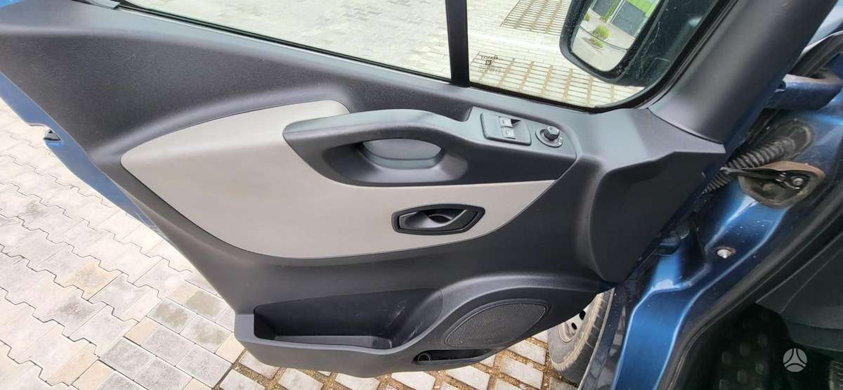Renault Trafic, 1.6 l., Минивэн