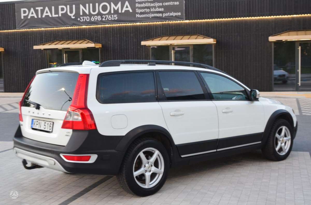 Volvo XC70, 2.4 l., wagon