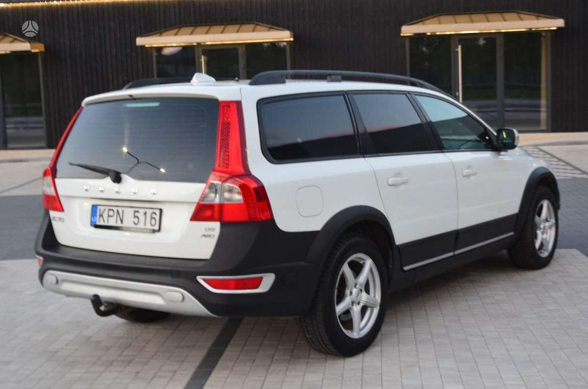Volvo XC70, 2.4 l., wagon