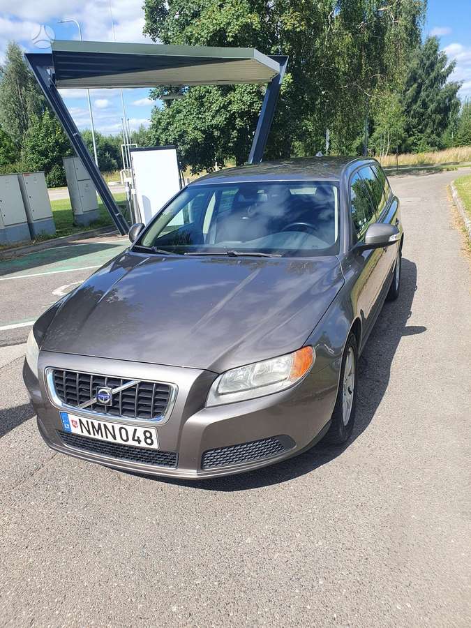 Volvo V70, 2.0 l., Универсал