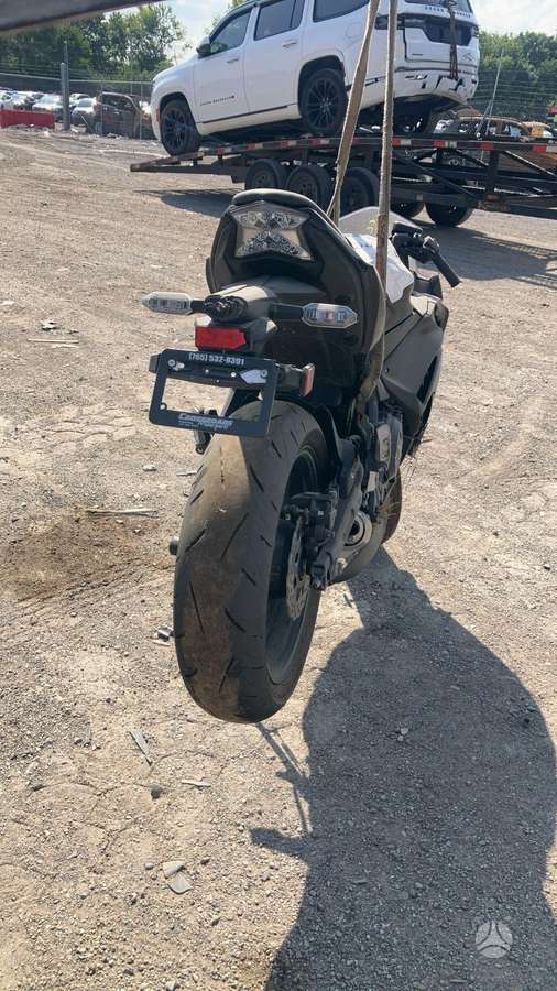 Kawasaki EX 650cc, superbikes