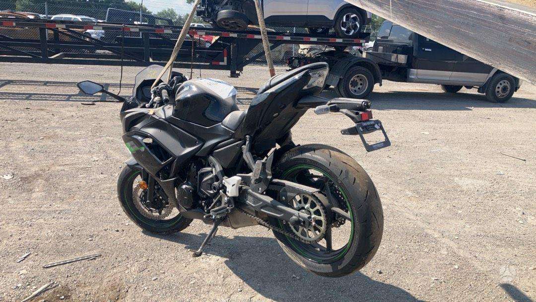 Kawasaki EX 650cc, спортбайки / superbikes